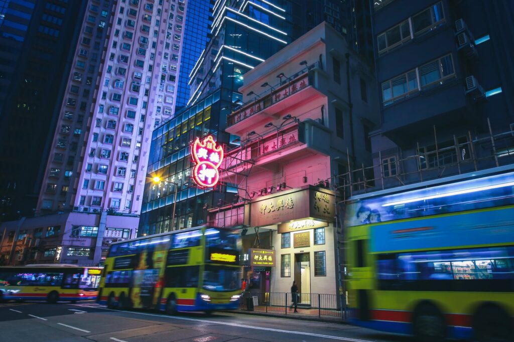 buildings in downtown hong kong at night